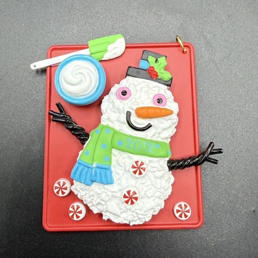 Hallmark Ornament Season's Treatings #4 Snowman Christmas Cake No Box LO20